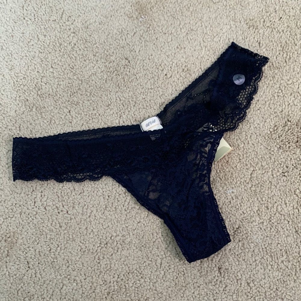 NWT Lace Thong 🆓 w/ purchase